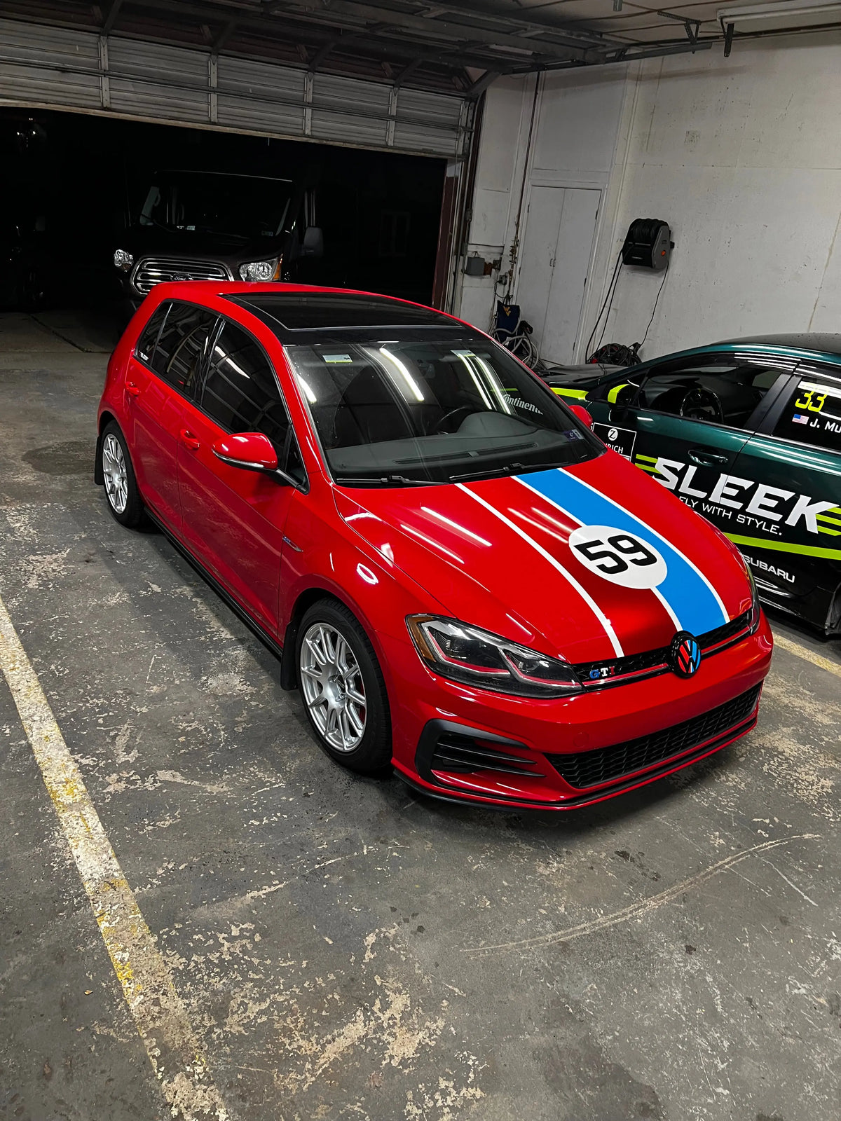 Custom Graphics Sleek
